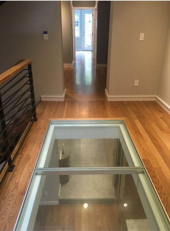 Glass floors that are transparent